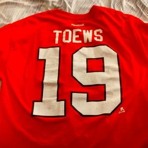 I'm selling a Chicago Blackhawks shirt